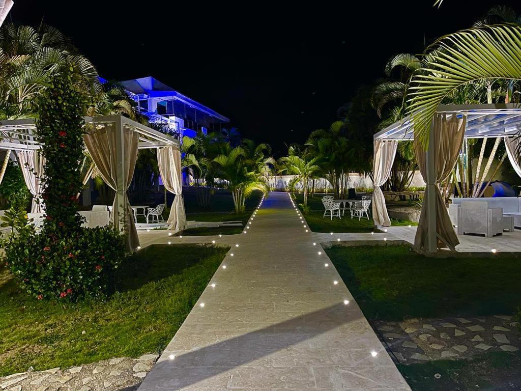 Barahona Daymond Blue Tropical Lodge מראה חיצוני תמונה